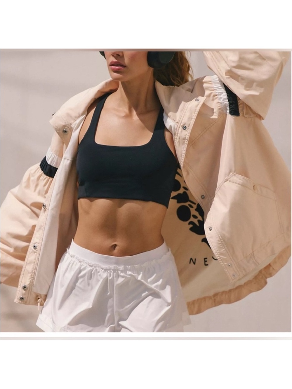 Free People Movement On The Go Windbreaker. NWT. Khaki combo - Picture 4 of 4